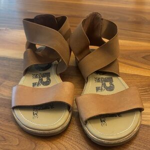 Sorel Ella Camel Brown Strappy Stretch Sandals Size 7.5